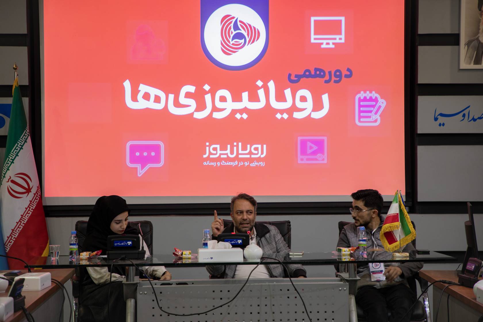برگزاری نشست معارفه باشگاه خبر با دانشجویان نوورودی