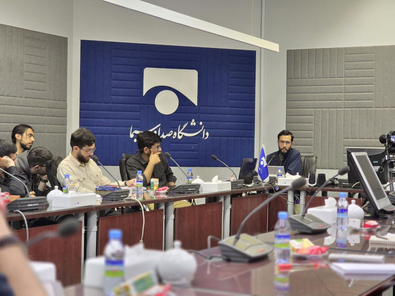 برگزاری نشست «قیام مدام»