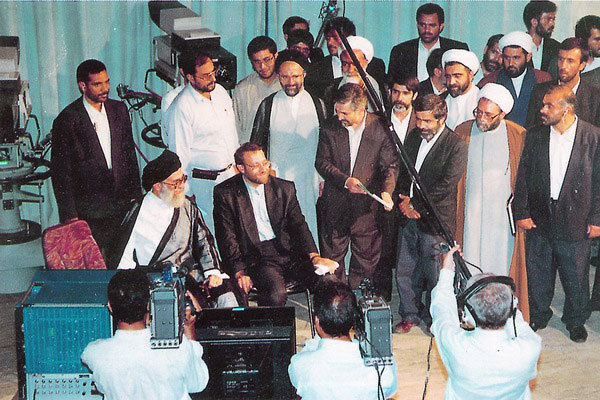 نهم مرداد؛ روزی تاریخی در سازمان صداوسیما / روایت داوود نعمتی انارکی از بازدید ۱۴ ساعته رهبر انقلاب