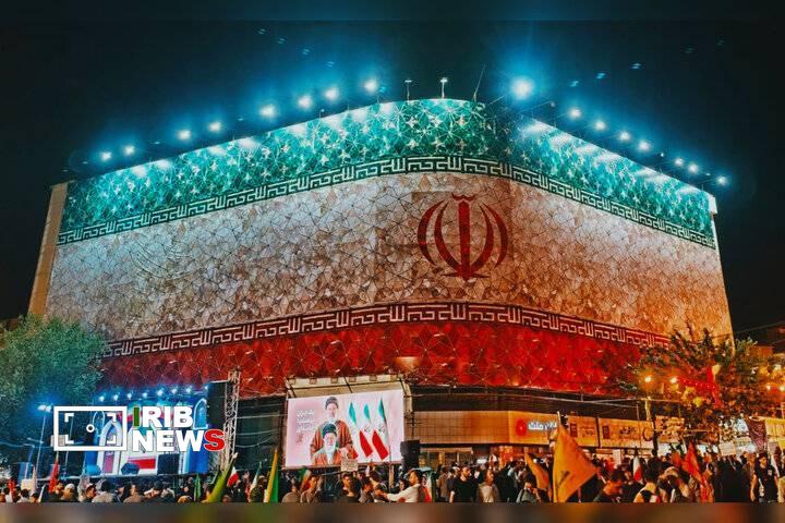 نقش ماندگار وصیت‌نامه حاج‌قاسم بر دیوارنگاره میدان انقلاب