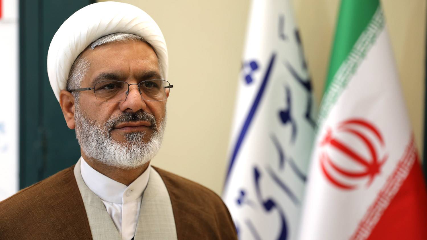 عضو کمیسیون فرهنگی مجلس: اصلاح قوانین و تکمیل زنجیره ارزش فرهنگی، راهکار پایدار برای معیشت هنرمندان