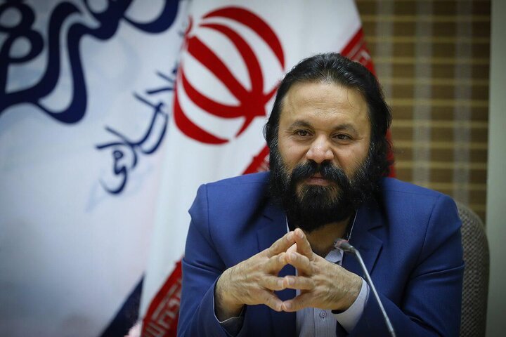 کابوی آدمکش ما را عصر حجری می‌خواند، ترامپ ساکت باش و دهانت را ببند!