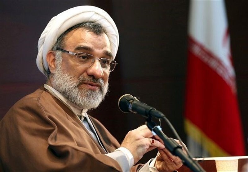 تأکید شورای عالی انقلاب فرهنگی بر تأثیر قطعی معدل در کنکور ۱۴۰۵ /«هیچ تغییری در مصوبه نخواهیم داد» سرپرست سازمان ملی زمین و مسکن منصوب شد
