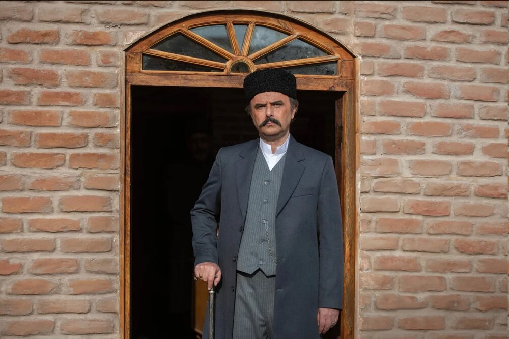 «بصیرالملک» از «بامداد خمار» جدا شد