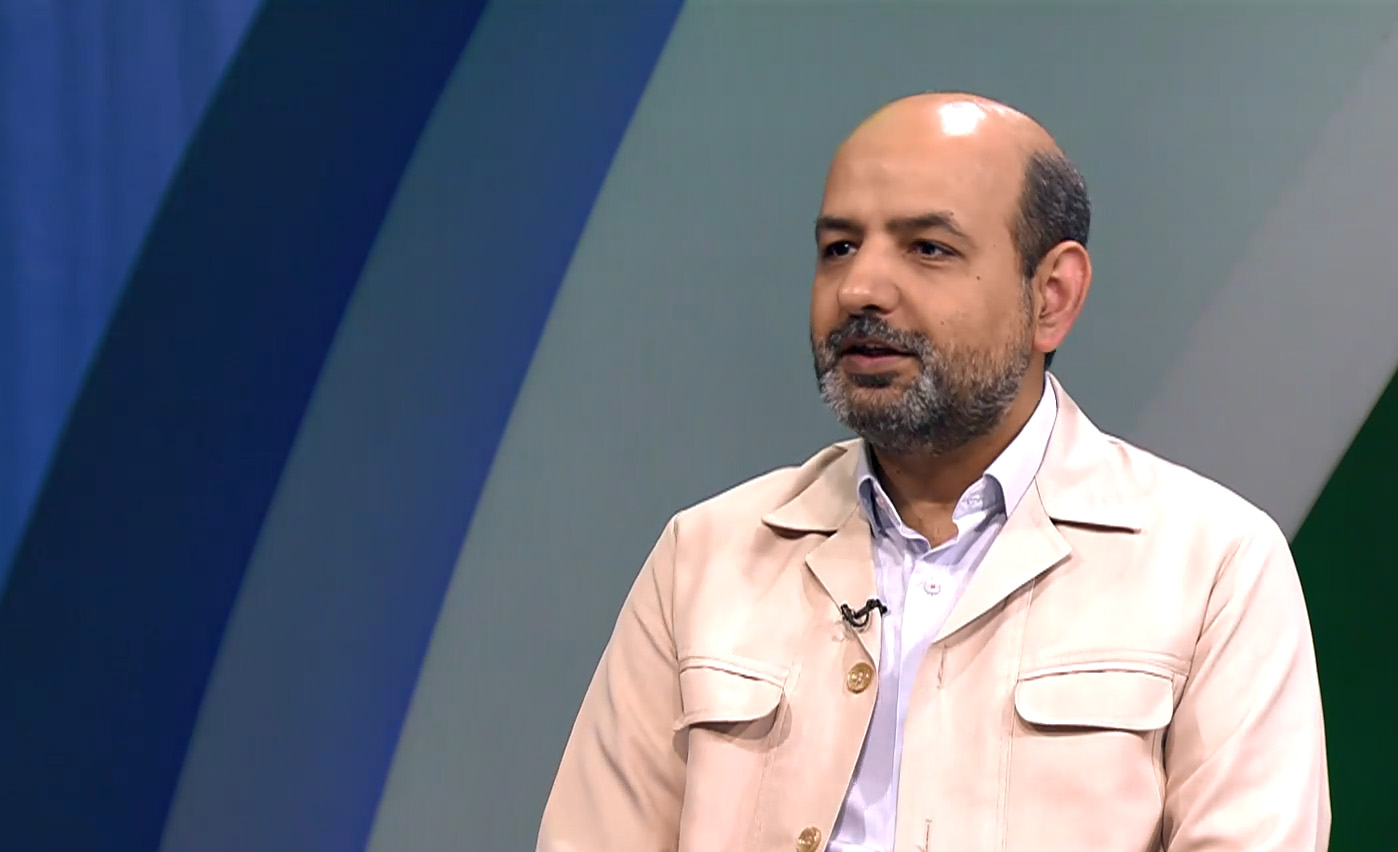 با حضور رئیس دانشگاه در شبکه خبر؛
