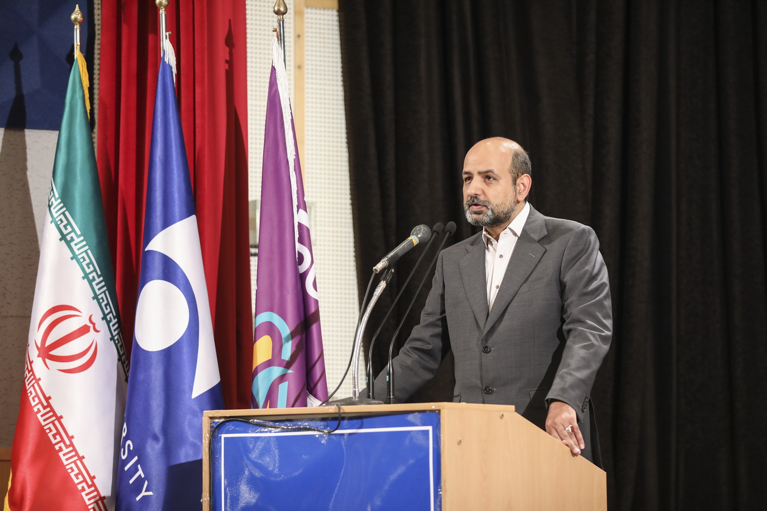 دکتر شهاب اسفندیاری:
