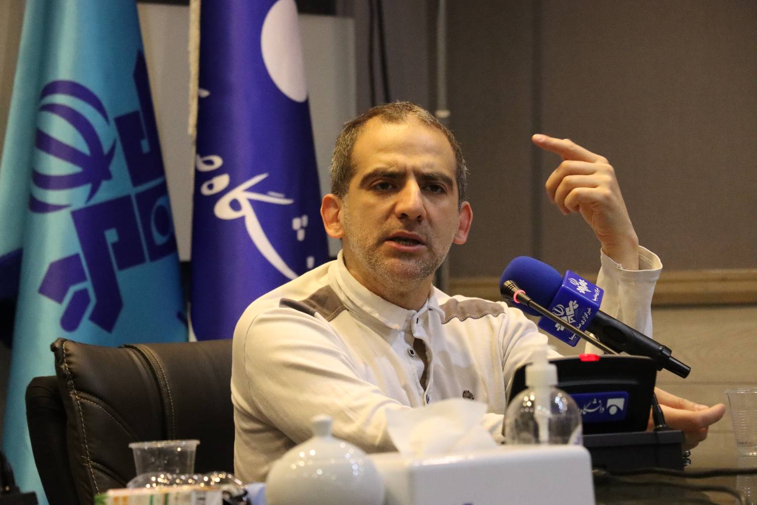 بزرگداشت استاد نادر طالب زاده